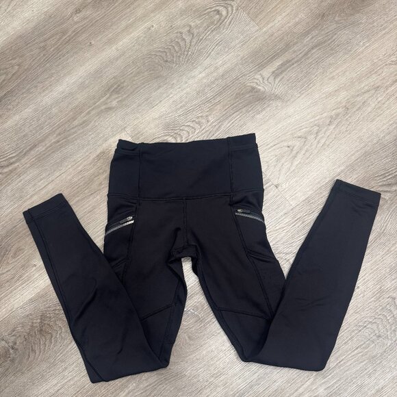 Lululemon leggings with 2 side pockets - size 4 - Picture 4 of 8
